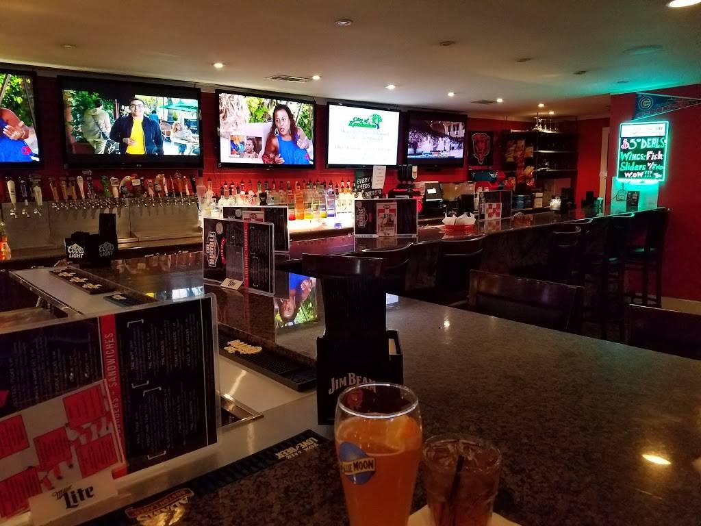 The Huddle Sports Bar | restaurant | 1887 Armour Rd, Bourbonnais, IL 60914, USA | 8153487677 OR +1 815-348-7677