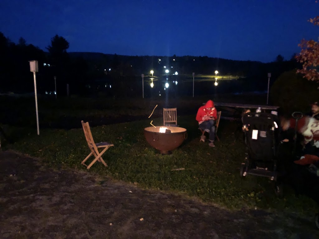 Tanners Boathouse | restaurant | 27 Lake Rd, Tannersville, NY 12485, USA | 5185891186 OR +1 518-589-1186