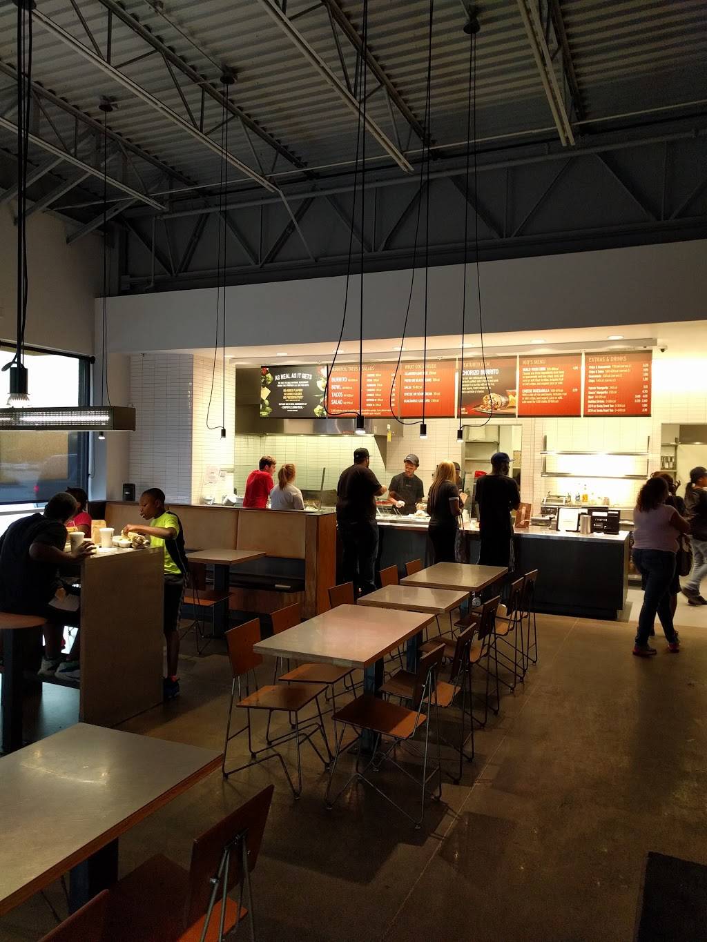 Chipotle Mexican Grill | restaurant | 2391 N Hwy 67, Florissant, MO 63033, USA | 3142815692 OR +1 314-281-5692