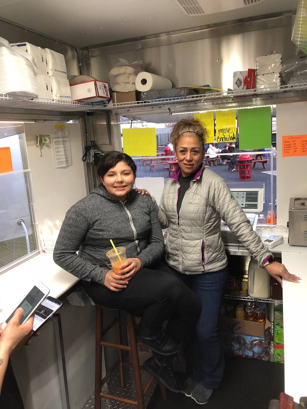 Cocina Mexico Lindo #3 | restaurant | 4250 SW Rose Biggi Ave, Beaverton, OR 97005, USA | 9719795252 OR +1 971-979-5252