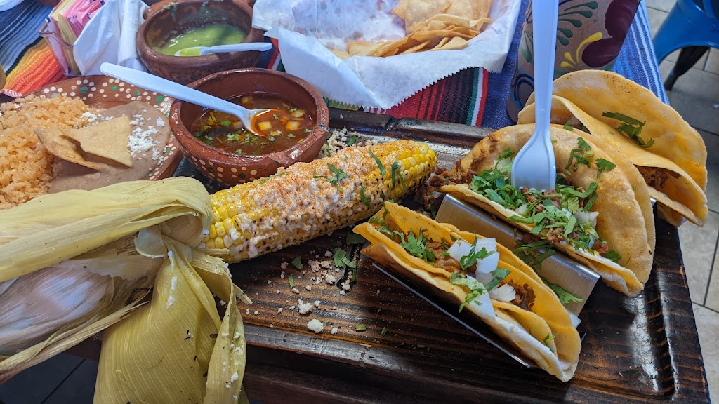 Limon con Chile | restaurant | 1001 W 10th St, Odessa, TX 79763, USA | 4325528219 OR +1 432-552-8219