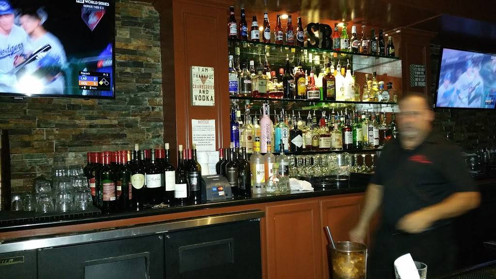 Smokin Burgers & Lounge | restaurant | 1775 E Palm Canyon Dr #220, Palm Springs, CA 92264, USA | 7608835999 OR +1 760-883-5999