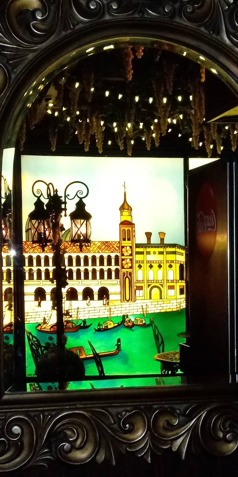 Leonardos Pizza | restaurant | 700 E War Memorial Dr, Peoria, IL 61614, USA | 3096880800 OR +1 309-688-0800