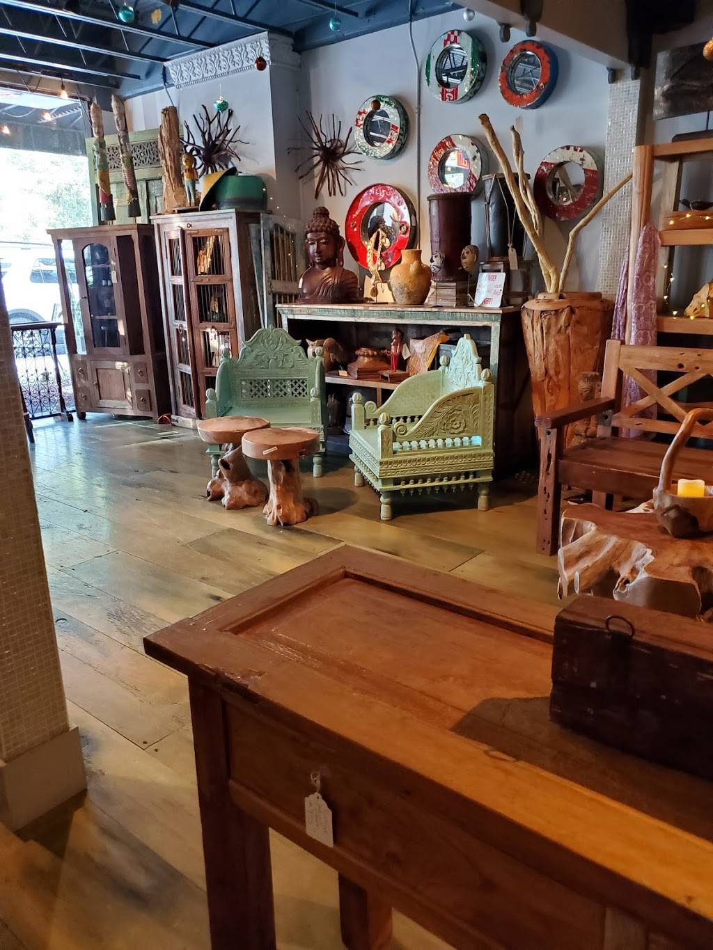 The Imperial Bar at Washburn Imports | restaurant | 170 E Morse Blvd, Winter Park, FL 32789, USA | 3219729294 OR +1 321-972-9294