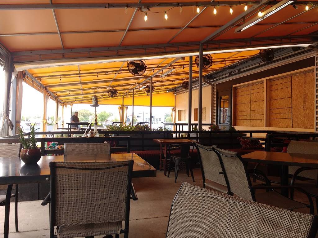 Souk : Kebab House | restaurant | 3011 Gulden Ln #114, Dallas, TX 75212, USA | 4694582233 OR +1 469-458-2233