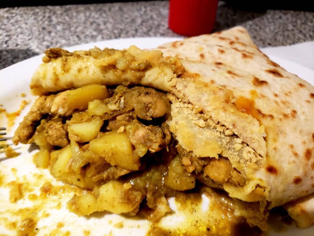 Caribbean Canadian Restaurant | restaurant | 568 Concession St, Hamilton, ON L8V 1B1, Canada | 9052960083 OR +1 905-296-0083