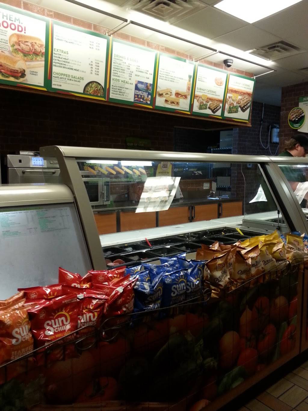 Subway | restaurant | 1500 W Main St, Waynesboro, VA 22980, USA | 5409438020 OR +1 540-943-8020