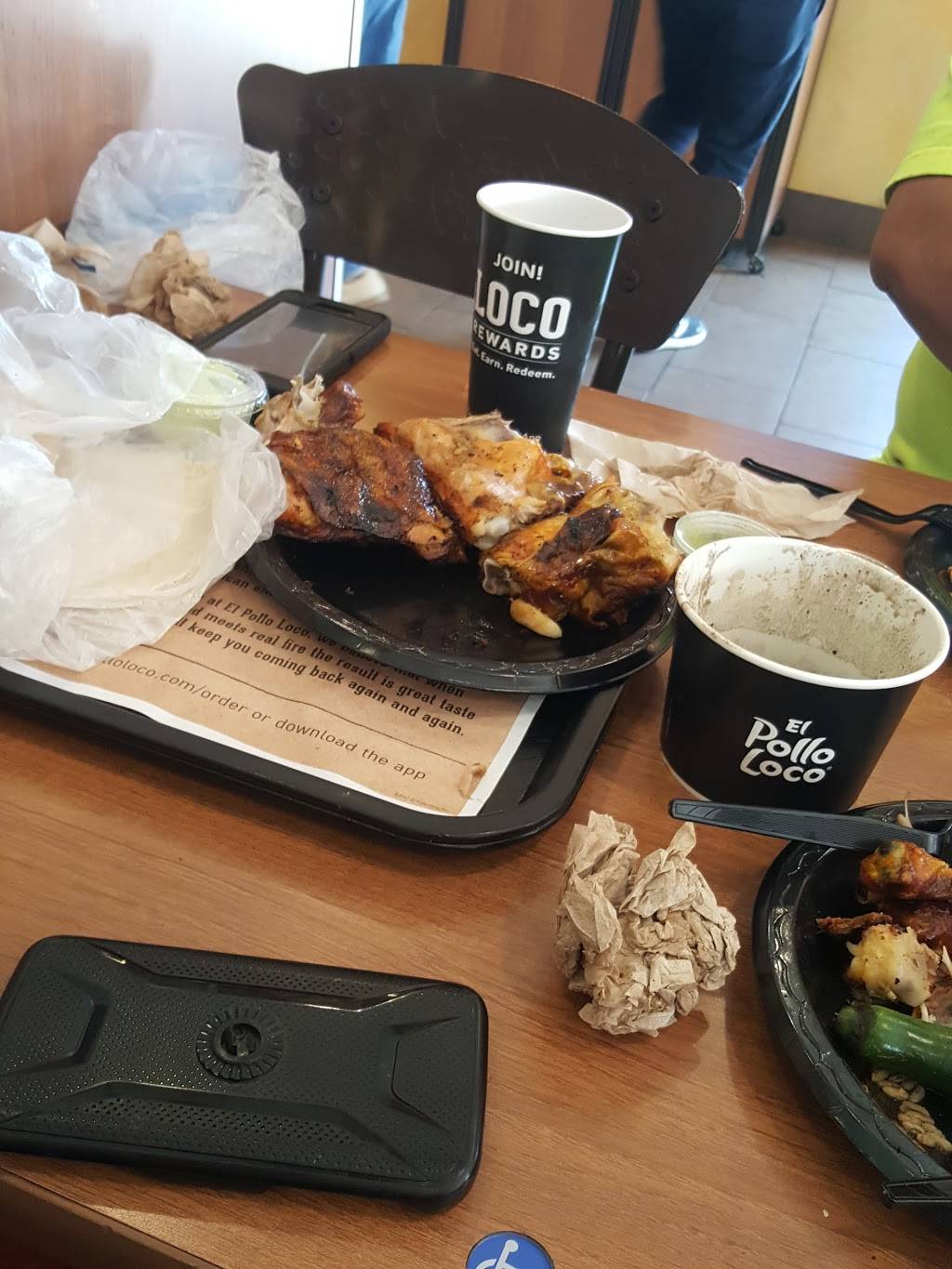 El Pollo Loco | restaurant | 4865 E Kings Canyon Rd, Fresno, CA 93727, USA | 5594559440 OR +1 559-455-9440