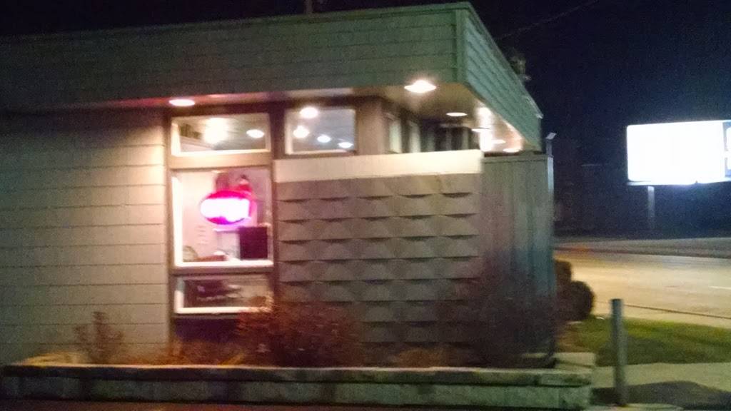 Schulzs Restaurant | restaurant | 1644 Calumet Dr, Sheboygan, WI 53081, USA | 9204521880 OR +1 920-452-1880