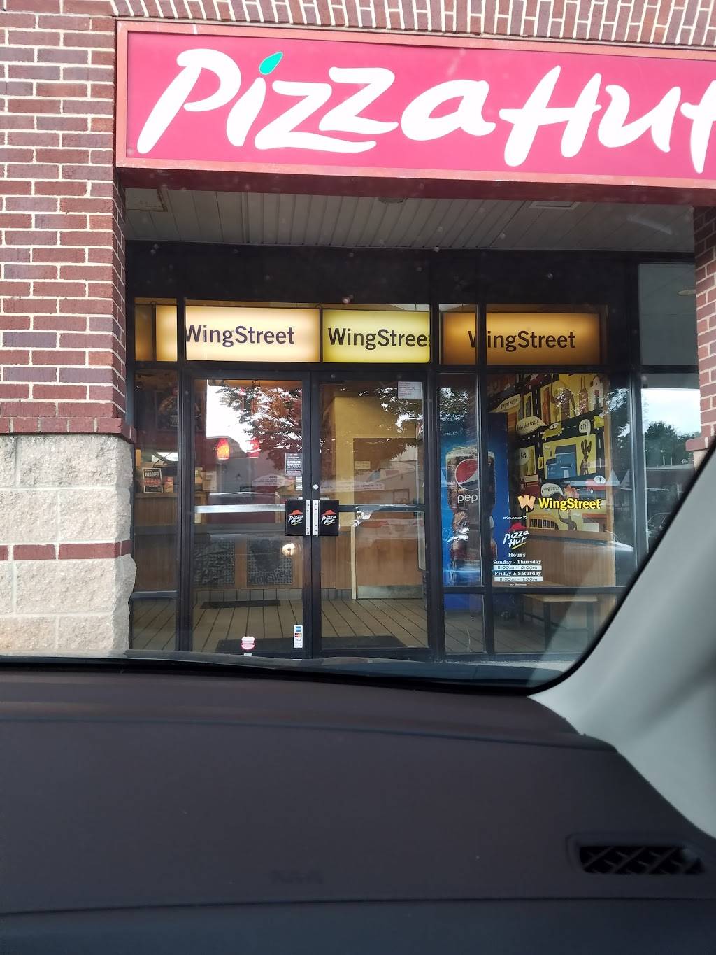 Pizza Hut | restaurant | 9899 Main St, Damascus, MD 20872, USA | 3012537100 OR +1 301-253-7100