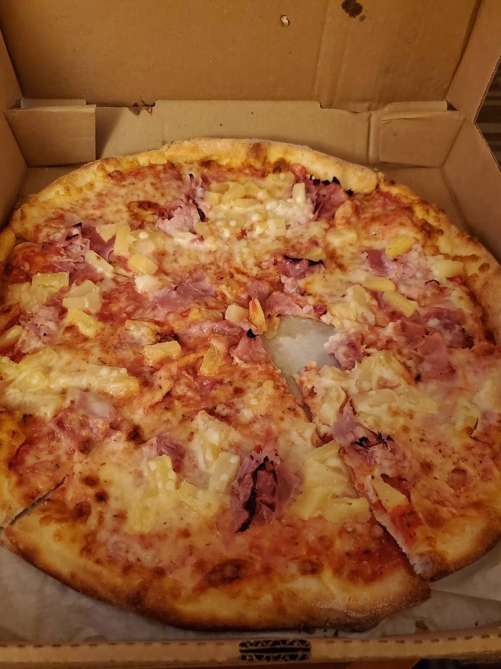 Deliworks & Pizzaria | restaurant | 3637, 62 Montvale Ave, Stoneham, MA 02180, USA | 7814387955 OR +1 781-438-7955