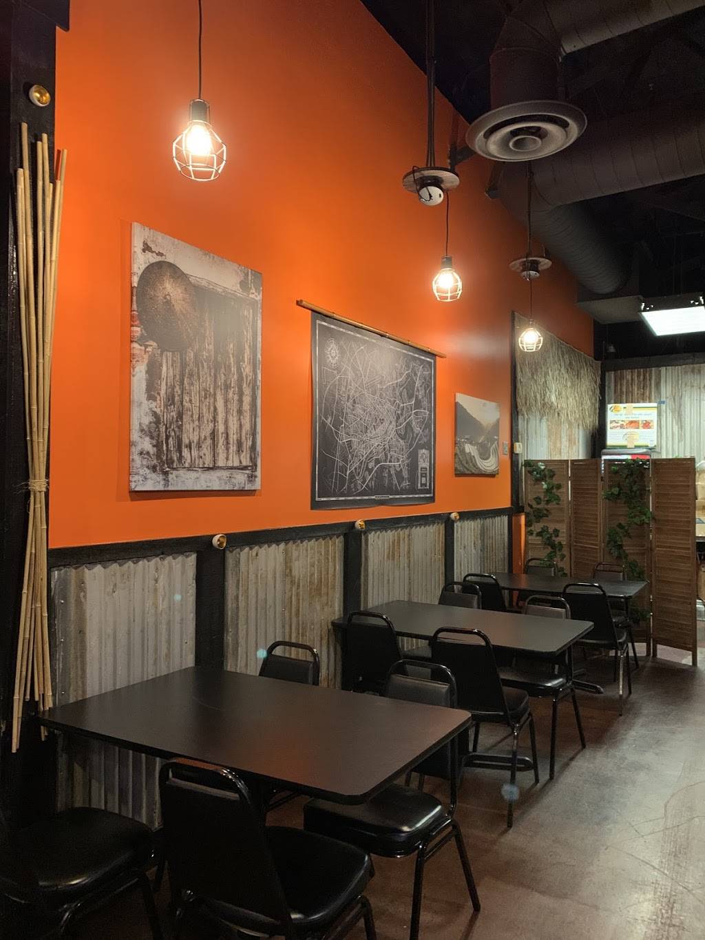 Pho Laveen | restaurant | 3424 W Southern Ave STE 180, Phoenix, AZ 85041, USA | 6028251131 OR +1 602-825-1131