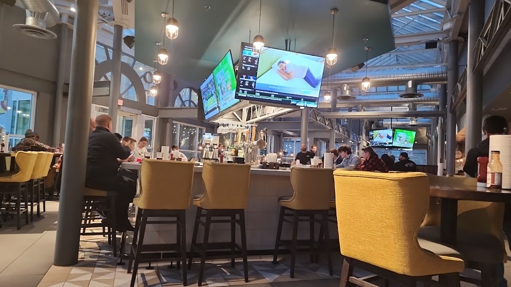 Burnt End BBQ in Crown Center | restaurant | 2450 Grand Blvd #130, Kansas City, MO 64108, USA | 8166010444 OR +1 816-601-0444