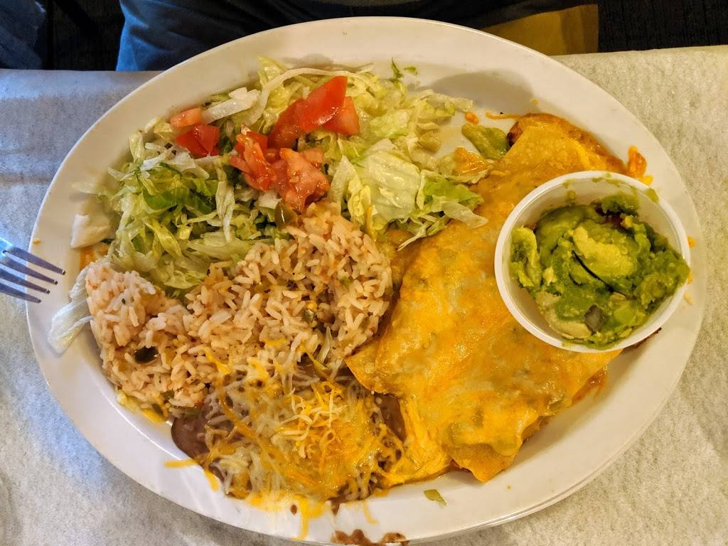 The Pickled Loon Saloon | restaurant | 44025 MN-6, Emily, MN 56447, USA | 2187634402 OR +1 218-763-4402