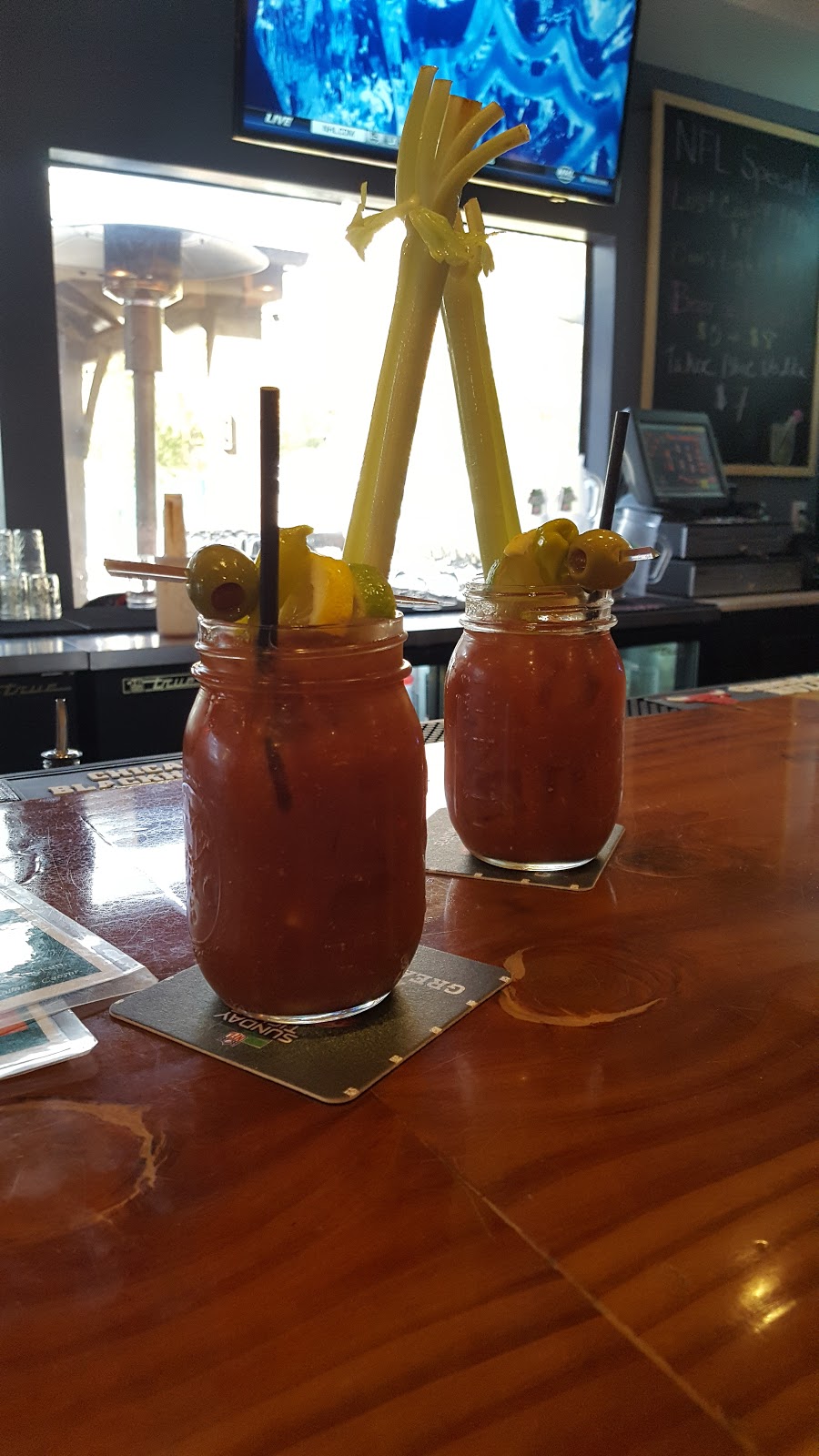 Sidelines Sports Pub | restaurant | 3411 Lake Tahoe Blvd, South Lake Tahoe, CA 96150, USA | 5305454333 OR +1 530-545-4333