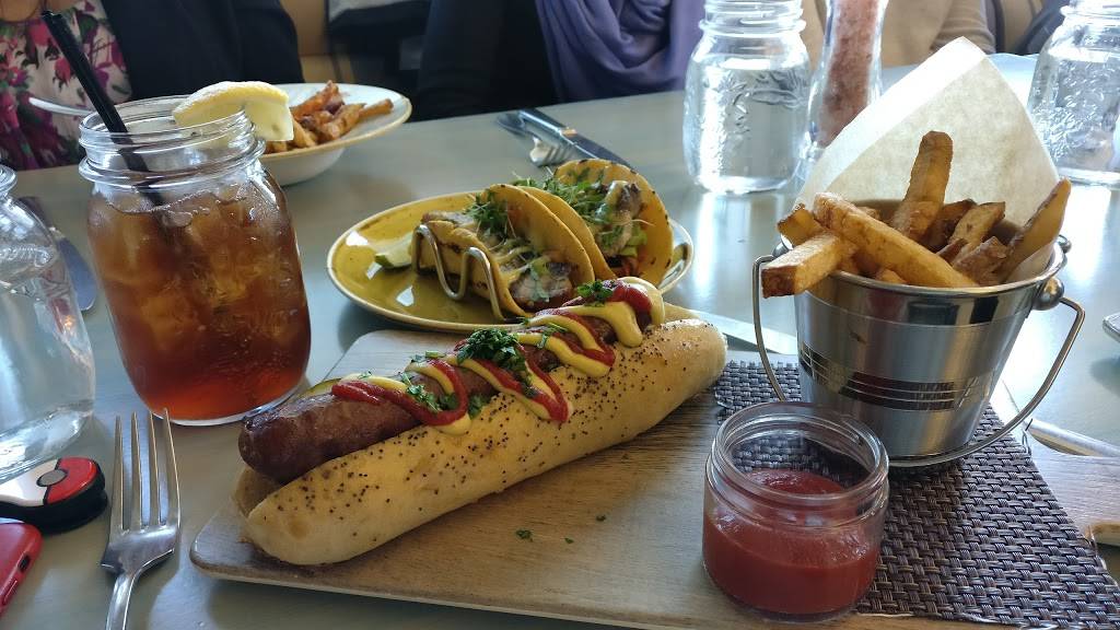 Boardwalk | restaurant | 15251 NE 40th St, Redmond, WA 98052, USA | 4256989718 OR +1 425-698-9718