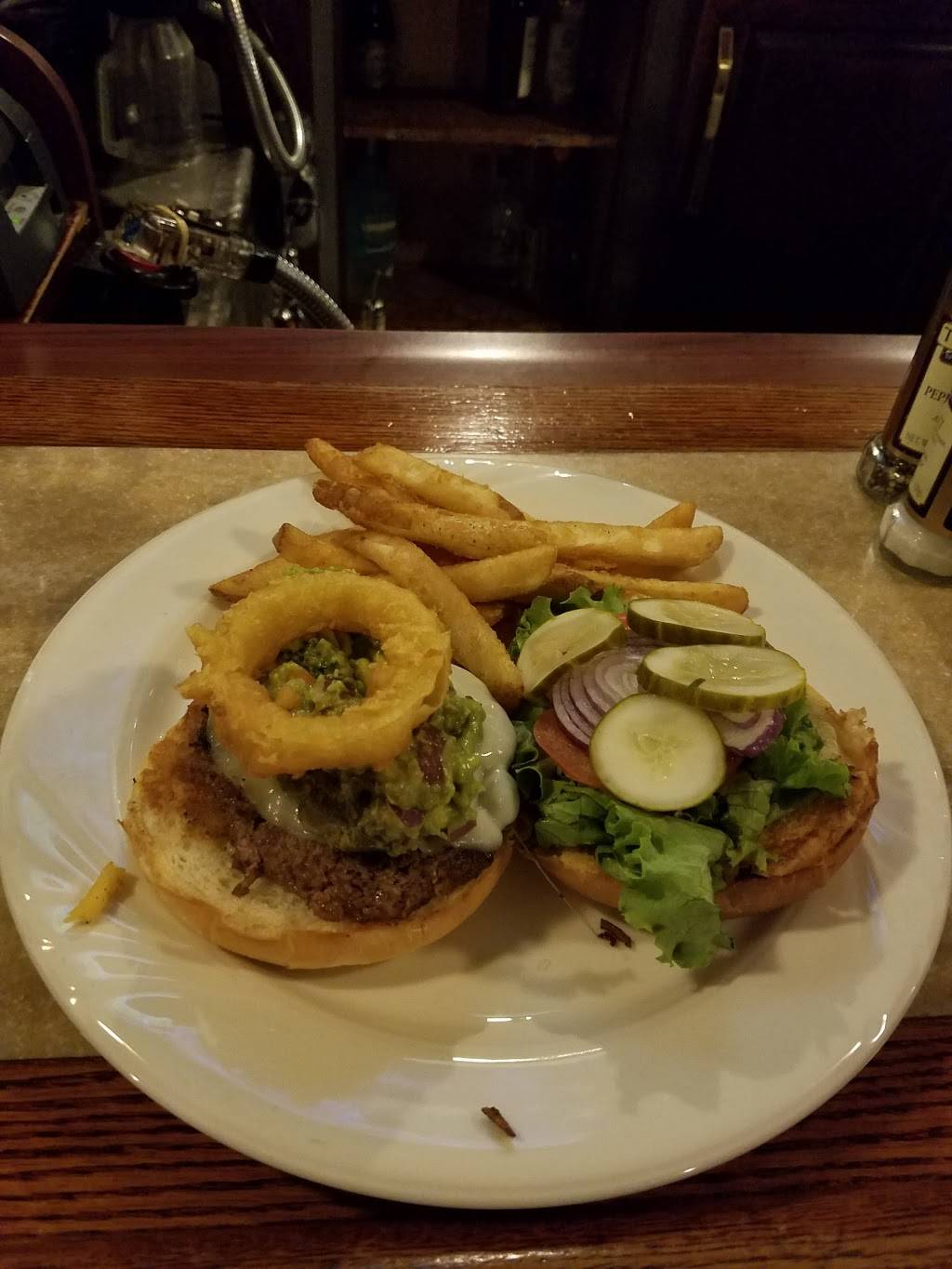 Olde Peninsula Brewpub & Restaurant | restaurant | 200 E Michigan Ave, Kalamazoo, MI 49007, USA | 2693432739 OR +1 269-343-2739