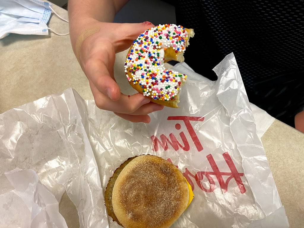 Tim Hortons | restaurant | Carriage Place, 2626 Bethel Rd, Columbus, OH 43220, USA | 6144423380 OR +1 614-442-3380