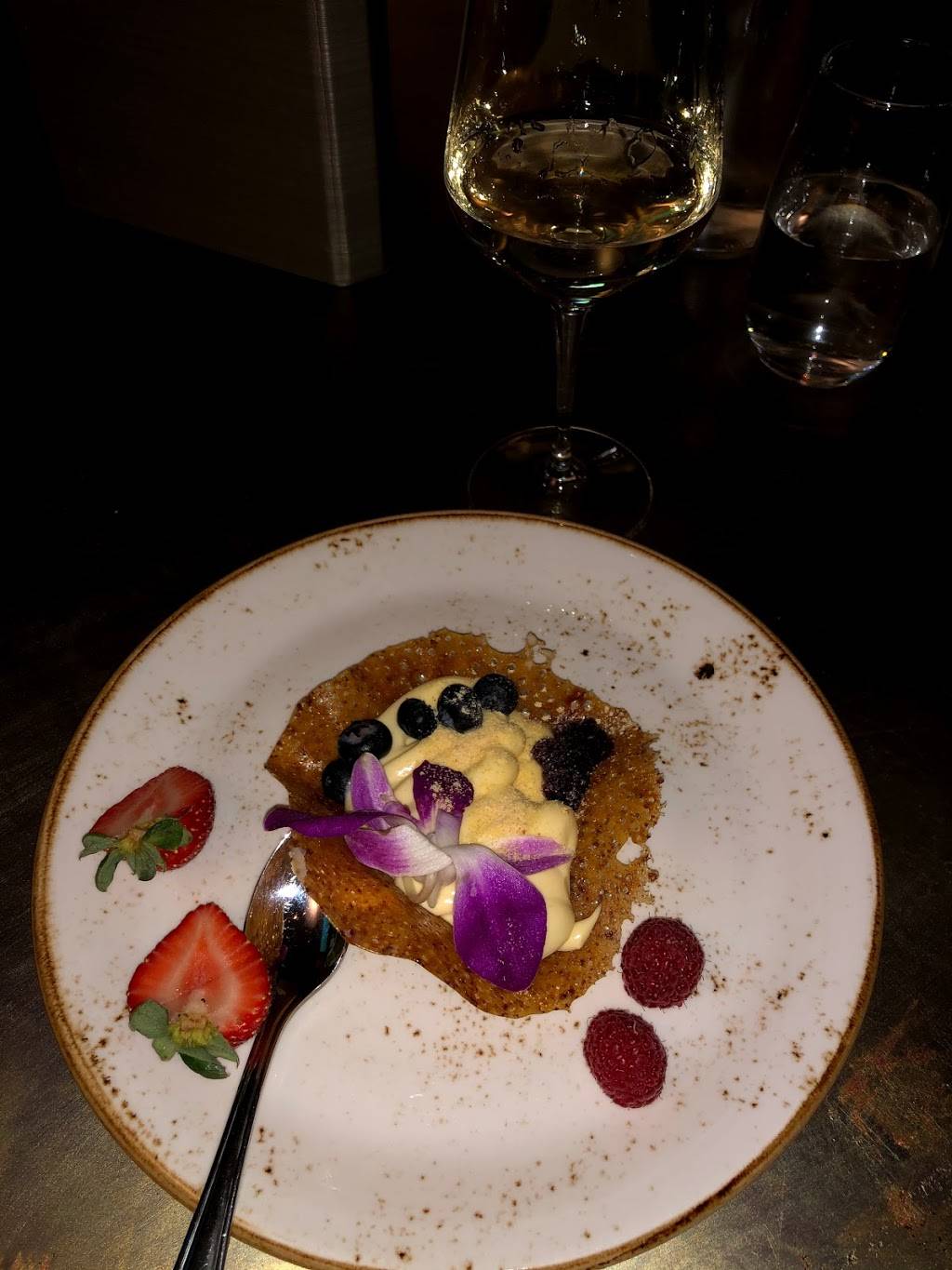 Root25 Taphouse & Kitchen | restaurant | 7800 E Tufts Ave, Denver, CO 80237, USA | 3037791234 OR +1 303-779-1234