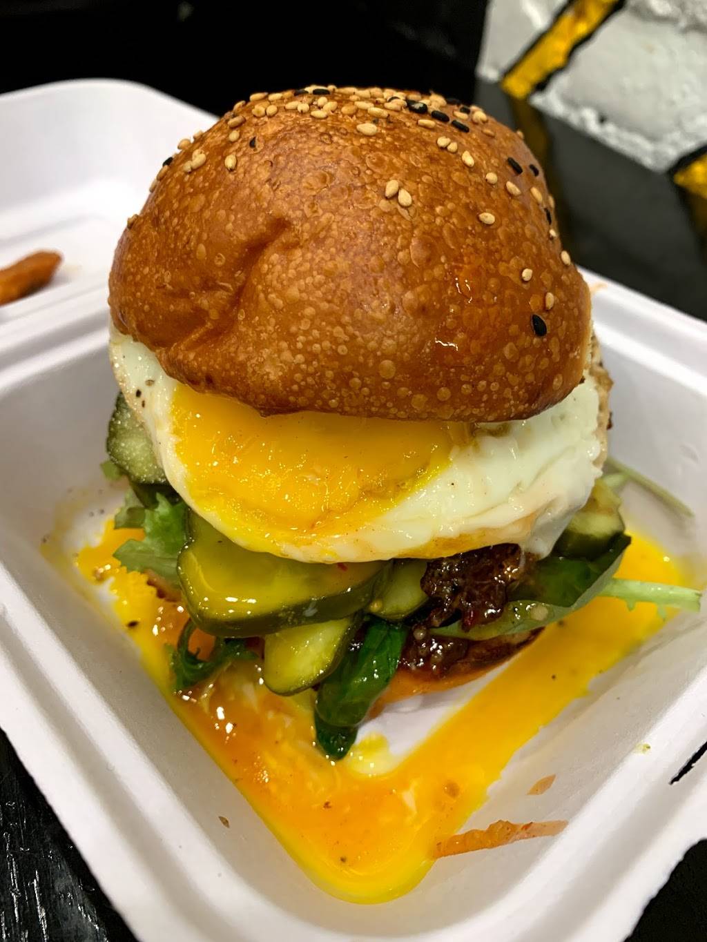 Upside Now! | restaurant | 4621 13th Ave, Brooklyn, NY 11219, USA | 7184899909 OR +1 718-489-9909