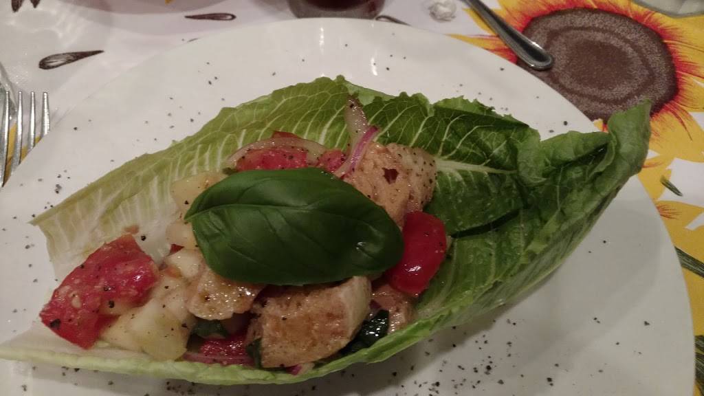 Casa Visone | restaurant | 120 N Queen St, Martinsburg, WV 25401, USA | 3042609294 OR +1 304-260-9294