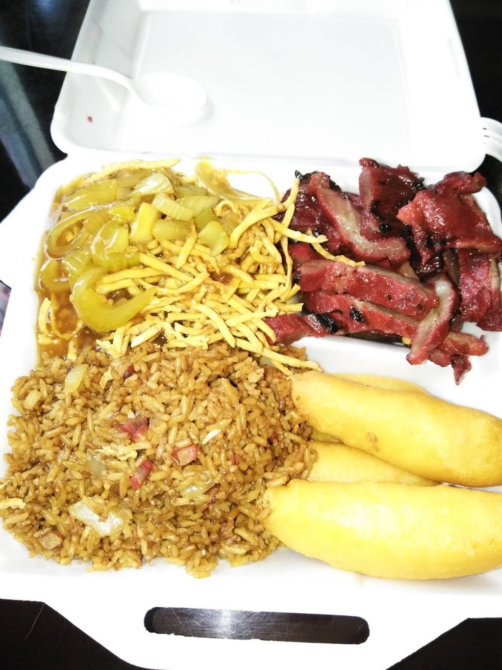 Moon House Chinese Restaurant | restaurant | 706 Ashley Blvd, New Bedford, MA 02745, USA | 5089989999 OR +1 508-998-9999