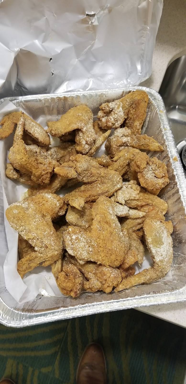 Crack Chicken | restaurant | 2940, 3140 S Martin Luther King Jr Blvd, Lansing, MI 48910, USA | 5178827007 OR +1 517-882-7007