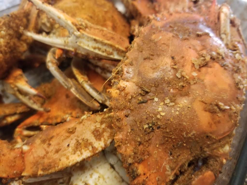 Seafood In The Buff | restaurant | 19201 Frederick Rd, Germantown, MD 20876, USA | 3016337833 OR +1 301-633-7833