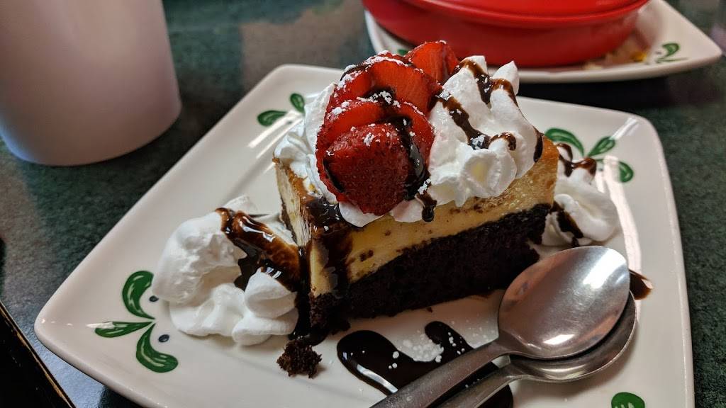 Antonios Coney Island | restaurant | 2896 Washtenaw Ave, Ypsilanti, MI 48197, USA | 7349057321 OR +1 734-905-7321