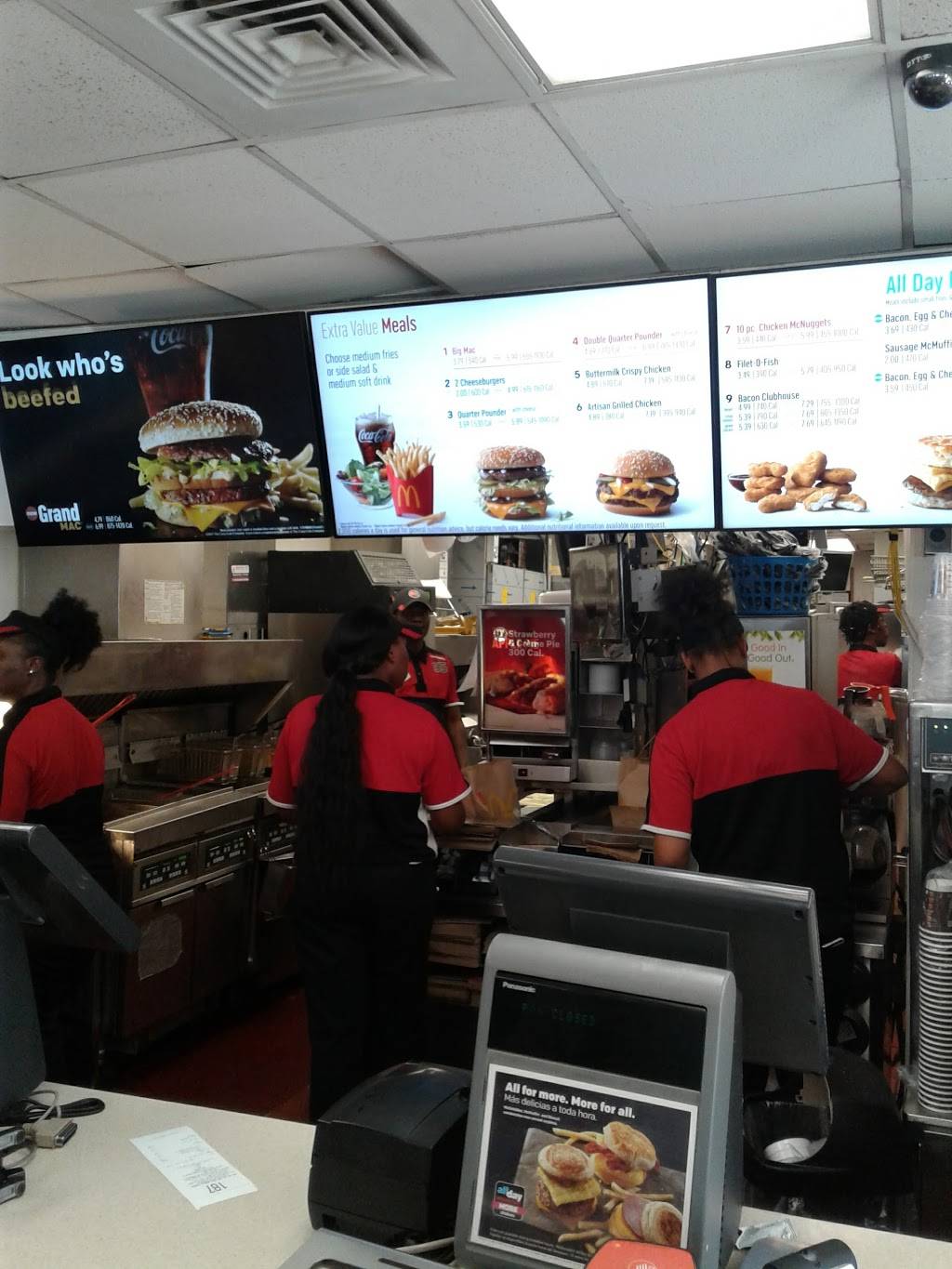 McDonalds | restaurant | 425 W Baltimore St, Baltimore, MD 21201, USA | 4107277460 OR +1 410-727-7460