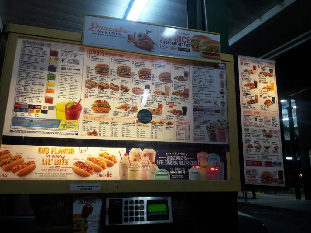 Sonic Drive-In | restaurant | 1227 Olive Dr, Bakersfield, CA 93308, USA | 6613999100 OR +1 661-399-9100