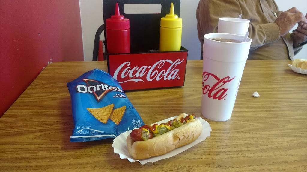 Dawg Shack | restaurant | 7924 Chesapeake Blvd # E, Norfolk, VA 23518, USA | 7575887785 OR +1 757-588-7785