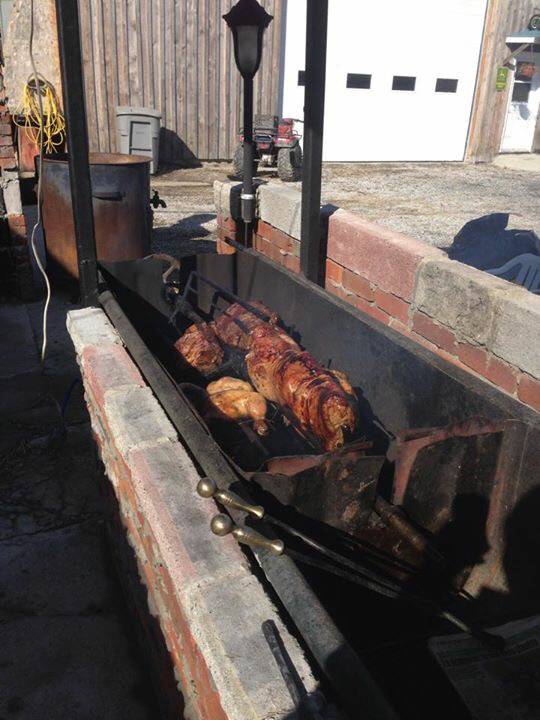 Salle champetre Sergio et Clo | restaurant | 450 Rue Saint-Jean-Baptiste, Henryville, QC J0J 1E0, Canada | 4503572932 OR +1 450-357-2932