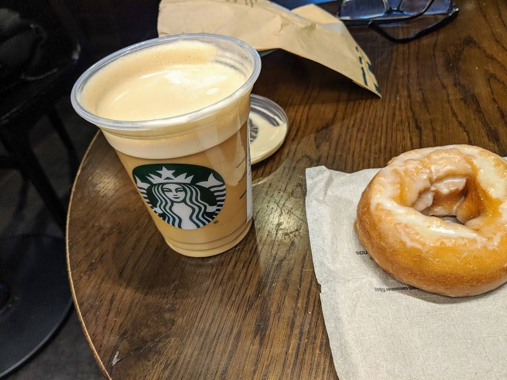 Starbucks | cafe | 7541 Greenbelt Rd Space 16, Greenbelt, MD 20770, USA | 3012202029 OR +1 301-220-2029