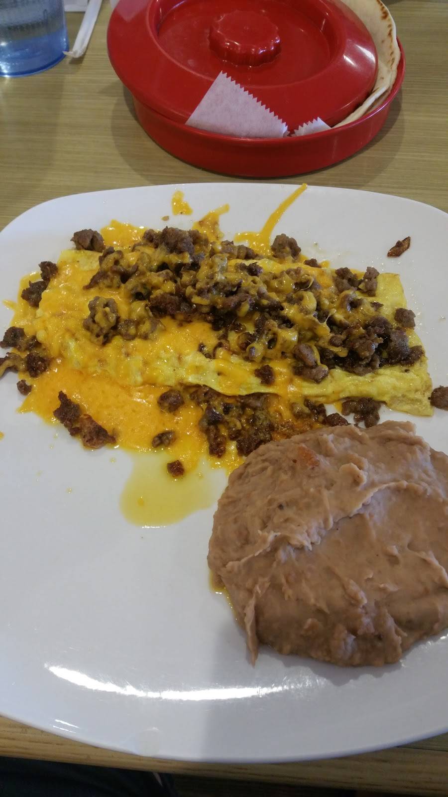 Taqueria La Tapatia | restaurant | 2320 Babcock Rd, San Antonio, TX 78229, USA | 2104428013 OR +1 210-442-8013