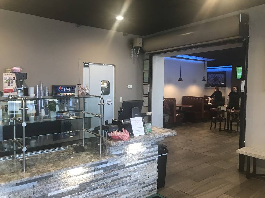 Roccos Pizza | restaurant | 4315 S National Ave, Springfield, MO 65810, USA | 4173195580 OR +1 417-319-5580