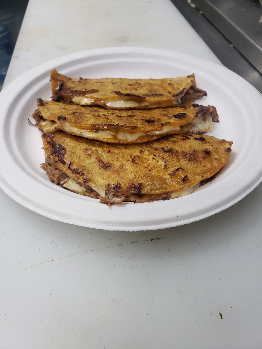 Speedys Mexican Food Truck | restaurant | 2690 El Portal Dr, San Pablo, CA 94806, USA | 5104787369 OR +1 510-478-7369