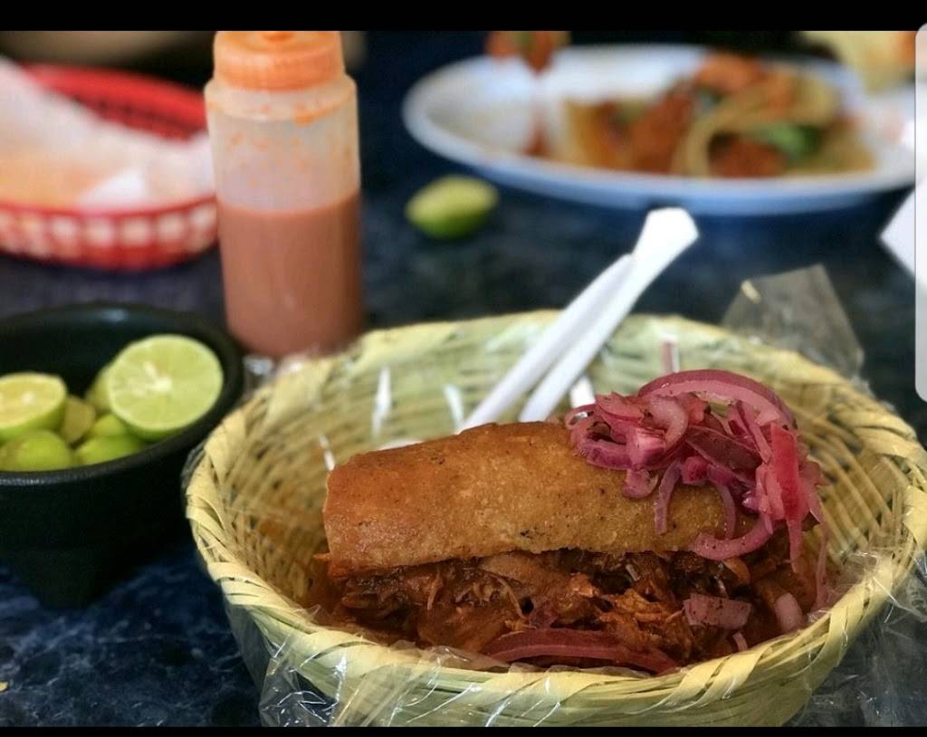 Tortas ahogadas La Chiva Rayada | restaurant | 4517, 5570 Mission Boulevard, Riverside, CA 92509, USA | 9517425464 OR +1 951-742-5464