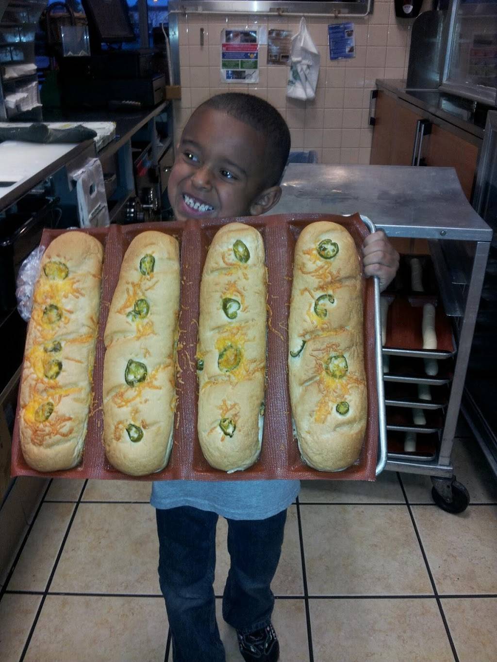 Subway | restaurant | 27315 Jefferson Ave, Suite C/D, Temecula, CA 92590, USA | 9515872477 OR +1 951-587-2477