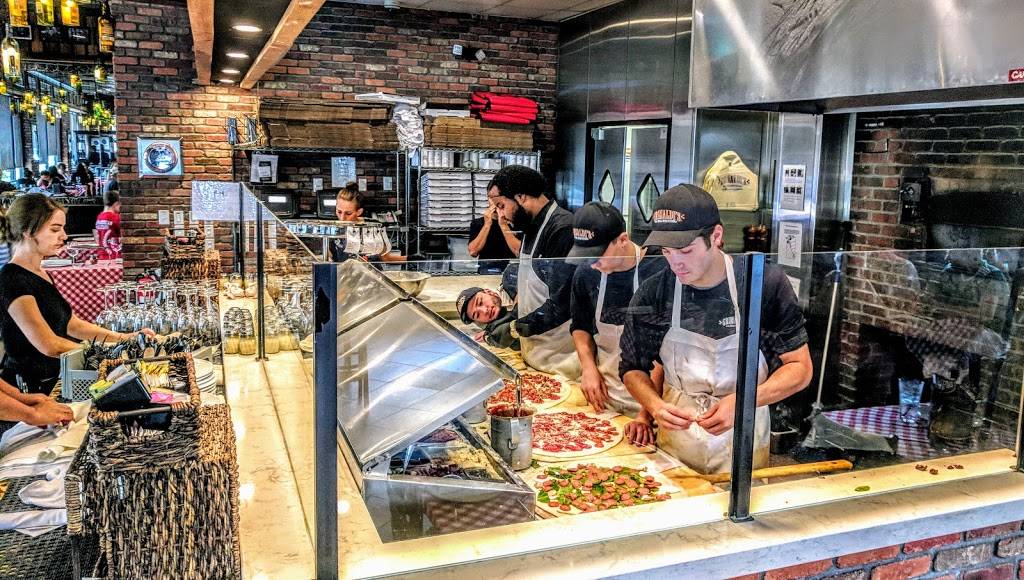 Grimaldis Pizzeria | restaurant | 2643 Commercial Center Blvd Suite C390, Katy, TX 77494, USA | 2815740070 OR +1 281-574-0070