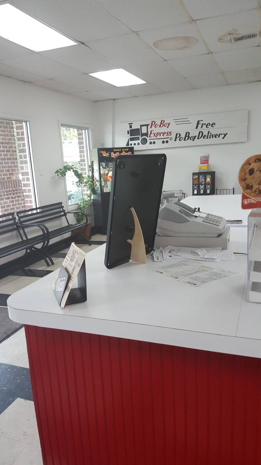 Po-Boy Express | meal delivery | 2422 Government St, Ocean Springs, MS 39564, USA | 2288758636 OR +1 228-875-8636