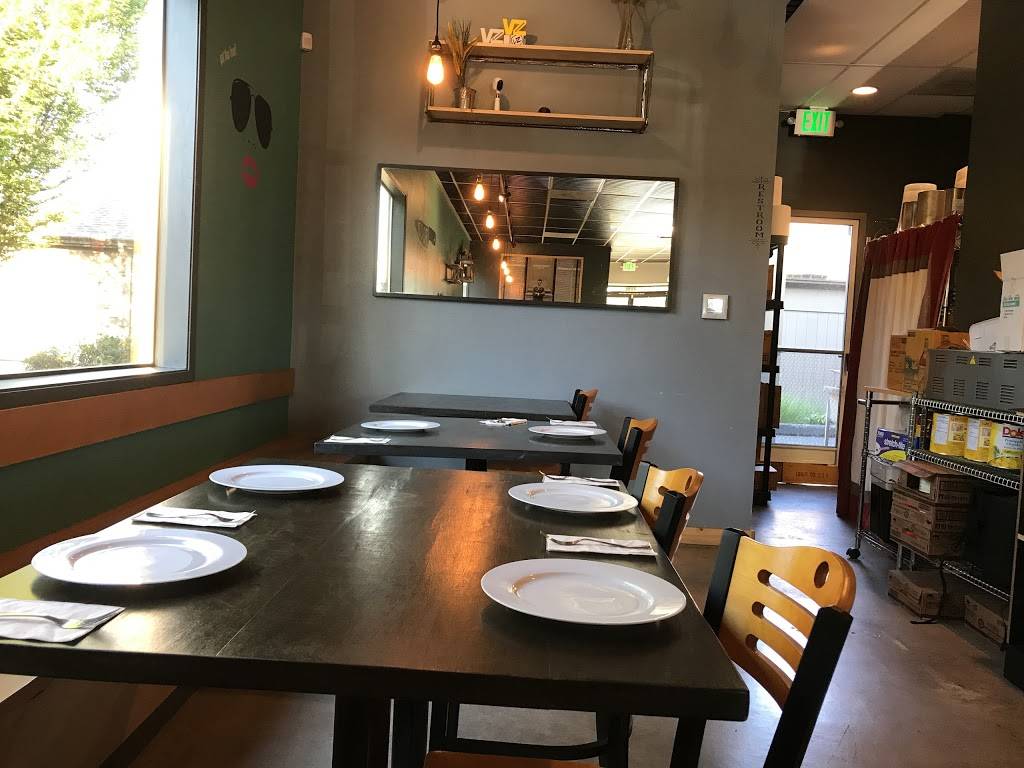 Gin Thai Brasserie | restaurant | 3176 NW 185th Ave, Portland, OR 97229, USA | 5037474895 OR +1 503-747-4895