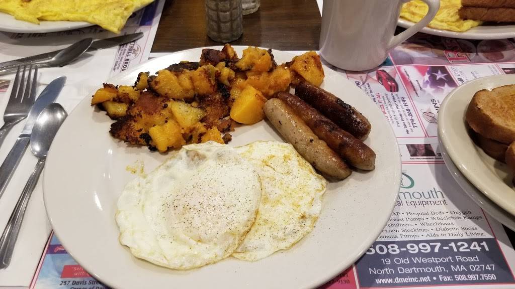 Ginas Restaurant | restaurant | 950 Wilson Rd, Fall River, MA 02720, USA | 5086794311 OR +1 508-679-4311