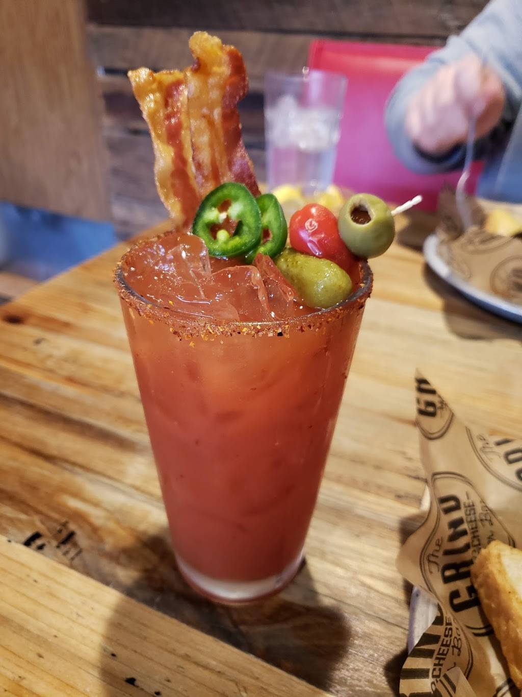 The Grind | restaurant | 112 Lovelace Ave, Martin, TN 38237, USA | 7315876912 OR +1 731-587-6912