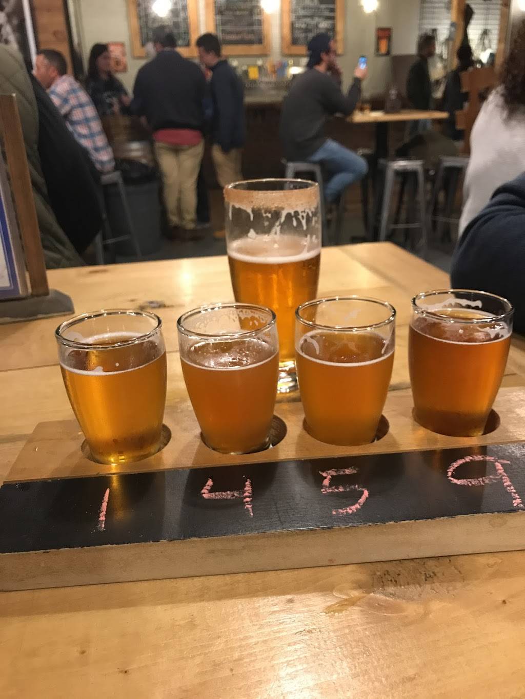 Shipyard Brewing Company | restaurant | 86 Newbury St, Portland, ME 04101, USA | 2077610807 OR +1 207-761-0807