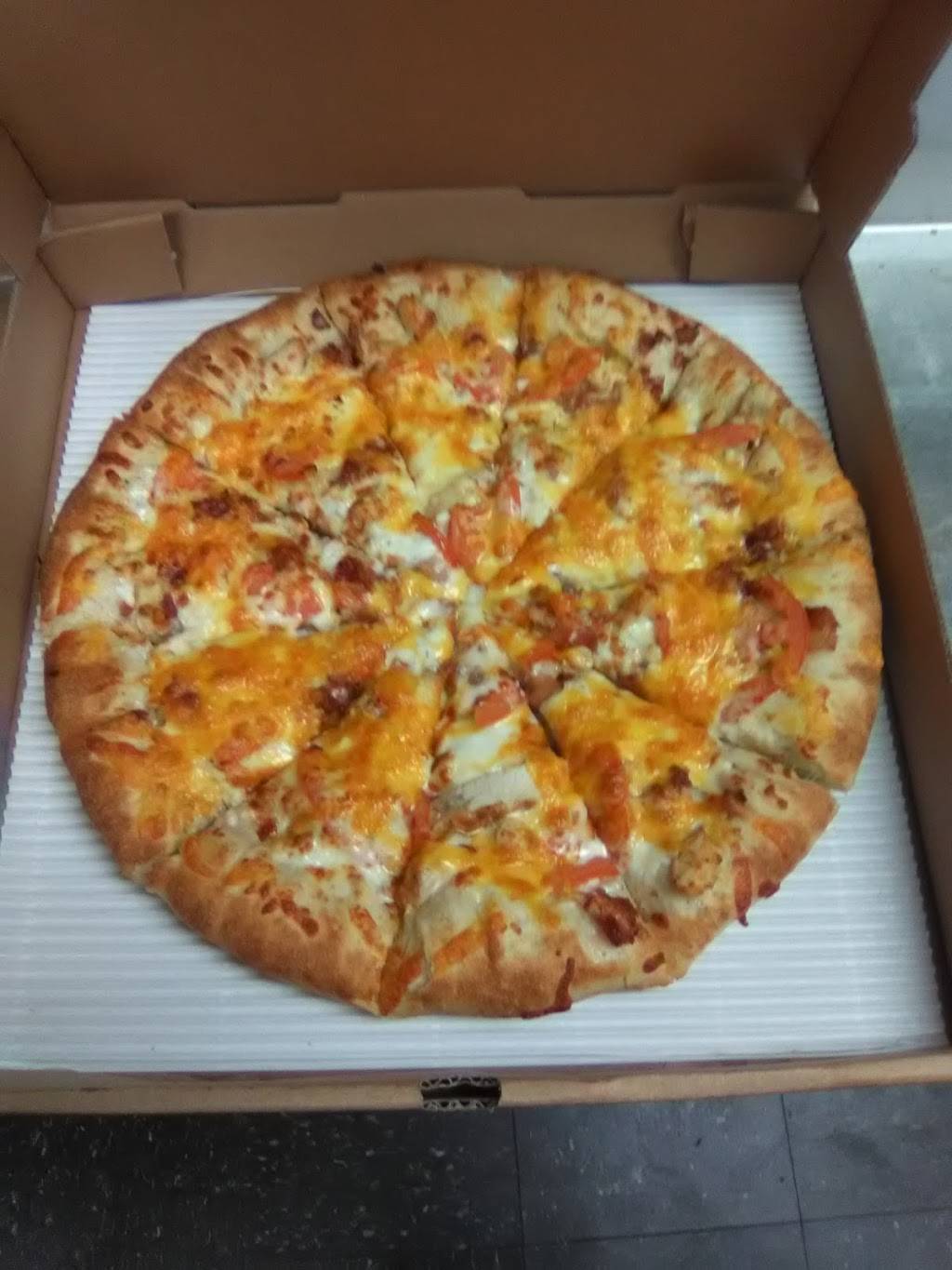 Vitos Pizza and Subs | restaurant | 4235 Douglas Rd, Toledo, OH 43613, USA | 4194751212 OR +1 419-475-1212