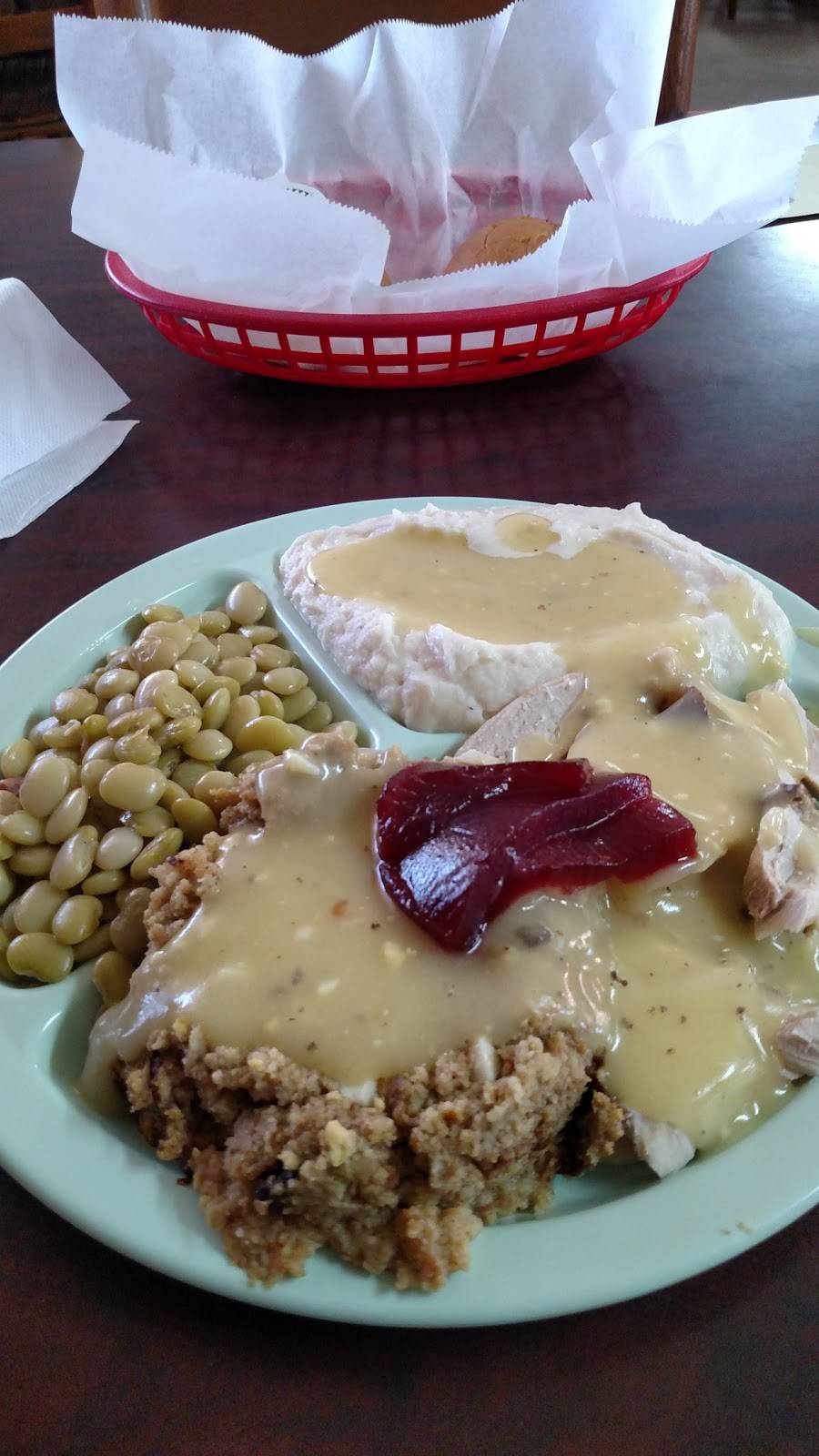 Stantons Barbecue & Fish Camp | restaurant | 2828 Stantons Rd, Bennettsville, SC 29512, United States | 8432654855 OR +1 843-265-4855