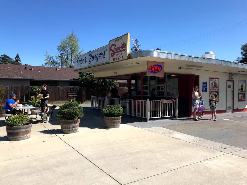 sno-white drive in | restaurant | 1210 W Turner Rd, Lodi, CA 95242, USA | 2093695314 OR +1 209-369-5314