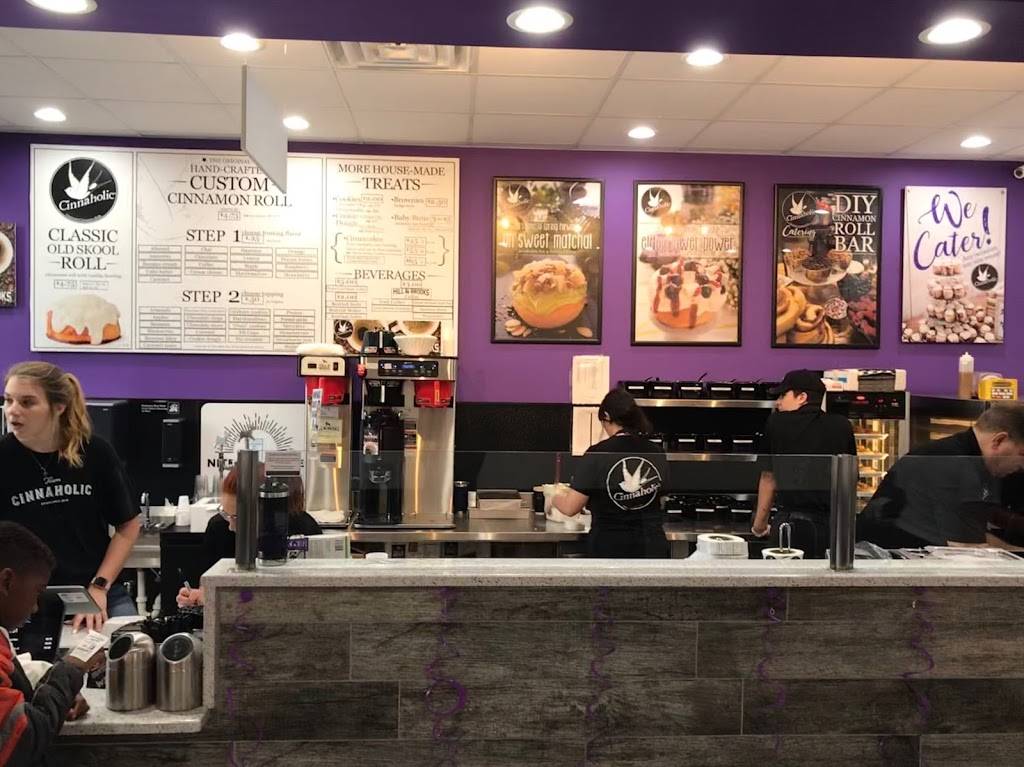 Cinnaholic | bakery | 1609 Norman Dr, Valdosta, GA 31601, USA | 2294744484 OR +1 229-474-4484