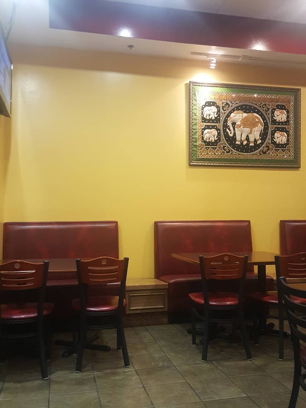 Changs Thai Cuisine | restaurant | 3620 N Freeway Blvd suite #310, Sacramento, CA 95834, USA | 9163332978 OR +1 916-333-2978